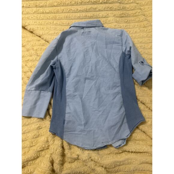 Cavalini Denim Collection Blue Embriodered Floral roses Button-up Shirt Medium - Picture 9 of 9